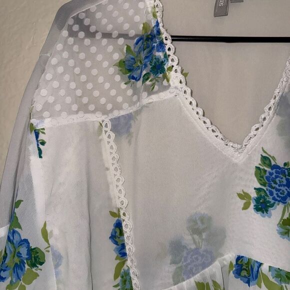 🌿 ASOS Sheer Floral Lace Peplum Blouse – Size 2 (US) Lightweight | Romantic | C - Picture 6 of 7